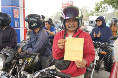 Kartu Kendali BBM Sudah Diterapkan di Kelapa Kampit, Pemkab Beltim Minta Masyarakat Ikut Mengawasi
