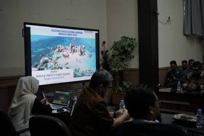 Strategi Pembenahan Geopark Belitong Menuju Green Card