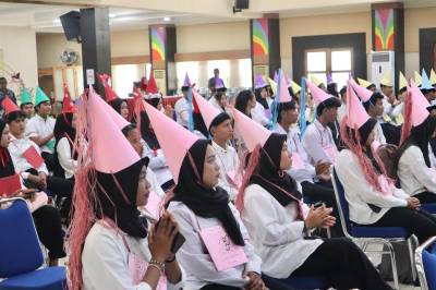 85 Mahasiswa Baru Ikuti PKKMB Politeknik Darma Ganesha