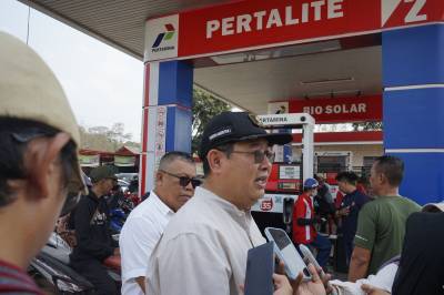Antrean Mulai Tertib, Peninjauan dan Evaluasi BBM Berlanjut